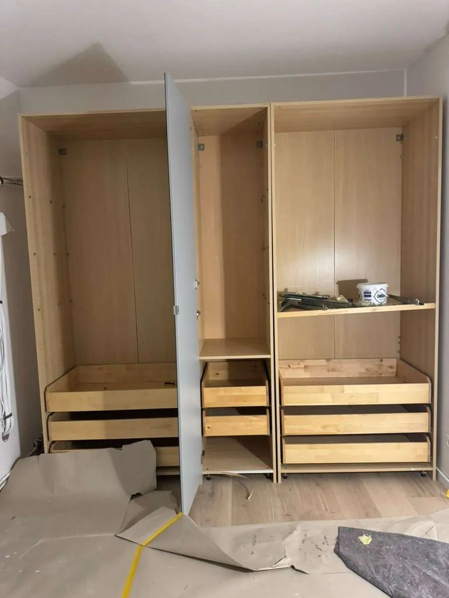 2 x IKEA PAX SCHRÄNKE 250cm breite 236cm Höhe EICHE BUCHE, € 100,- (1220 Wien)