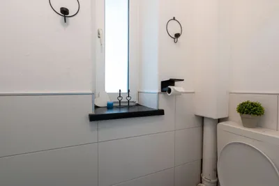 Gewerbeimmobilie mieten in Linz – 40 m², € 865 – Bild 7 von 9
