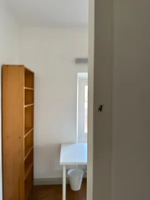 8-Zimmer-Wohnung mieten in Steyr – 20 m², € 350 – Bild 26 von 27