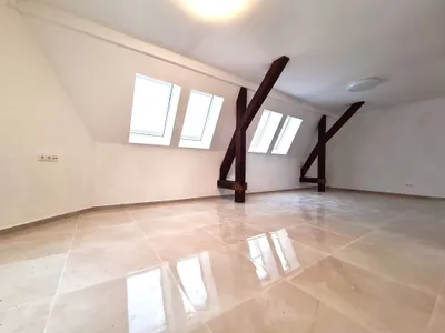 Gewerbeimmobilie kaufen in Neunkirchen – 332 m², € 630.000 – Bild 5 von 20