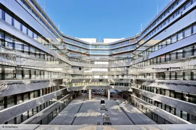 Gewerbeimmobilie mieten in Wien – 25 801 m², € 17 – Bild 1 von 18