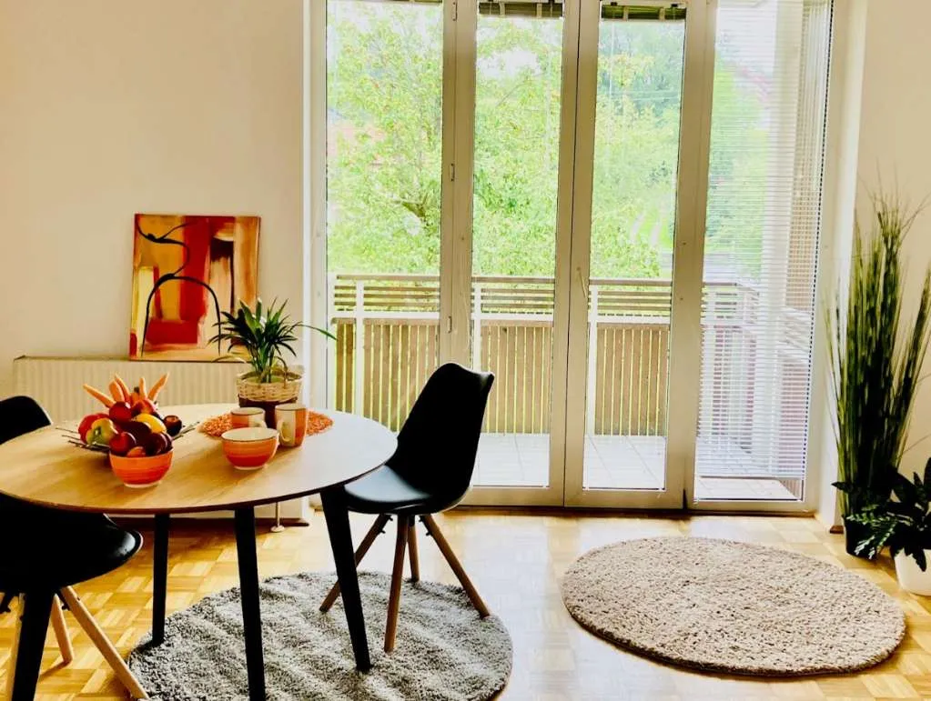 2 Monate mietfrei! Geförderte 3-Wohnungen in Schenkenfelden mit Balkon – pohled 2