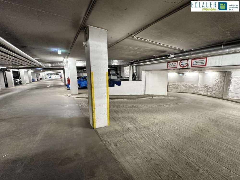 Tiefgaragenstellplätze im Stadtzentrum! – pohled 3