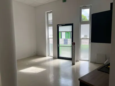 1-Zimmer-Gewerbeimmobilie mieten in Kufstein – 60 m², € 700 – Bild 9 von 9