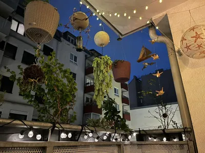 Stadt & Ruhe vereint: Stylische 2-Zimmer-Wohnung mit Loggia – Bild 2