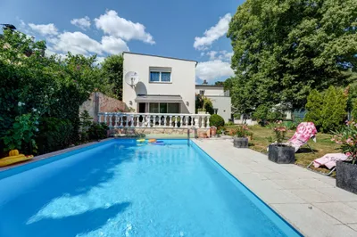 6-Zimmer-Haus kaufen in Wien – 246 m², € 849.000