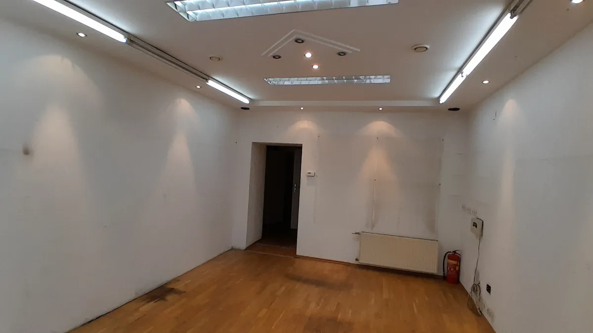 1140 Wien, Hütteldorferstraße: helles, freundliches Geschäftslokal im Erdgeschoss in Top-Fequenzlage, ca. 33 m² unbefristet zu vermieten - Ansicht 2