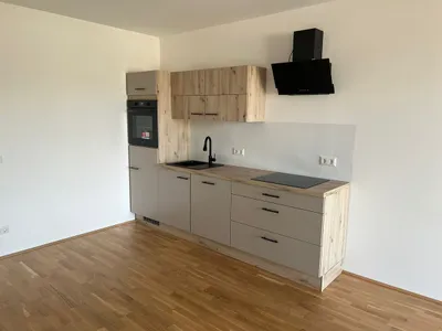 ERSTBEZUG 2-Zimmer Wohnung+ Große Loggia+ Garagenstellplatz, photo 2