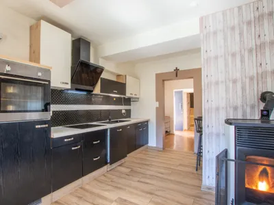 5-Zimmer-Haus kaufen in Klagenfurt Land – 147 m², € 185.000 – Bild 5 von 19