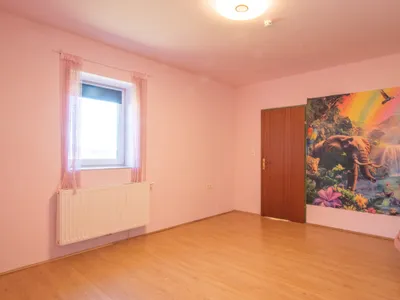 5-Zimmer-Haus kaufen in Klagenfurt Land – 147 m², € 185.000 – Bild 11 von 19