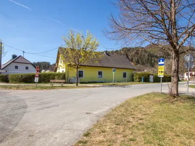 5-Zimmer-Haus kaufen in Klagenfurt Land – 147 m², € 185.000 – Bild 16 von 19