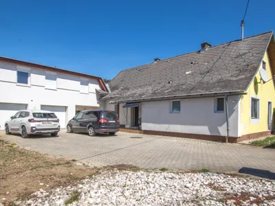 5-Zimmer-Haus kaufen in Klagenfurt Land – 147 m², € 185.000 – Bild 15 von 19