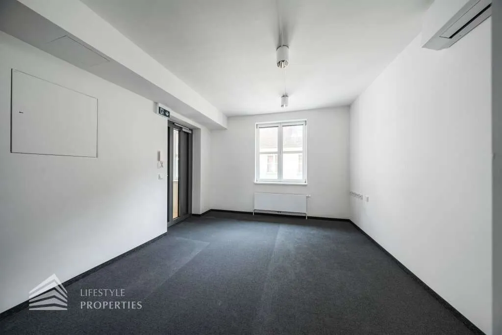 Erstbezug! Elegantes 4-Zimmer Büro in Toplage - Ansicht 2