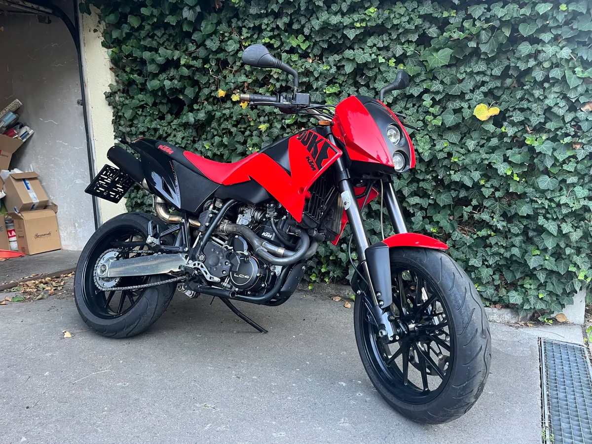 KTM 640