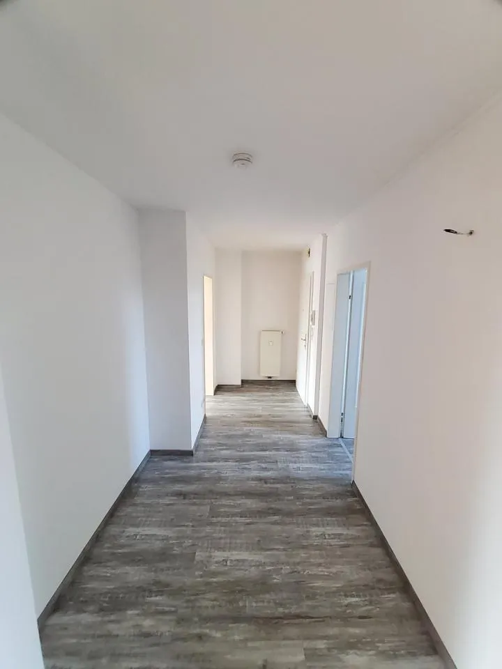Fürstenfeld - Hans Fronius Weg 8/6: 3 Zimmerwohnung mit Balkon und Carport! - Ansicht 2