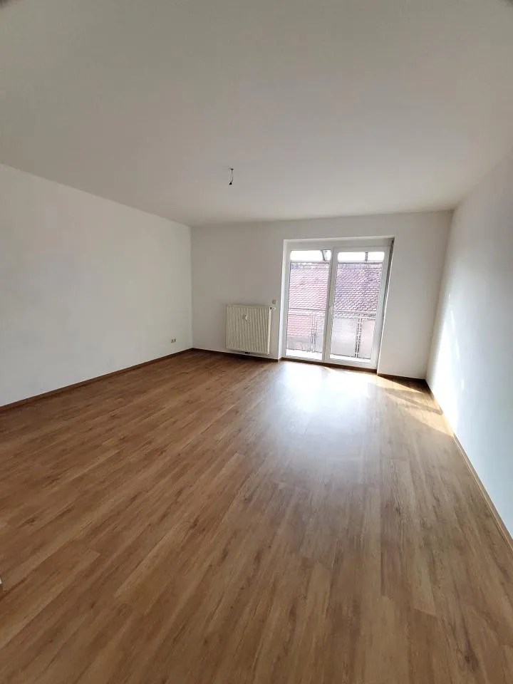 Fürstenfeld - Hans Fronius Weg 8/6: 3 Zimmerwohnung mit Balkon und Carport! - Ansicht 3