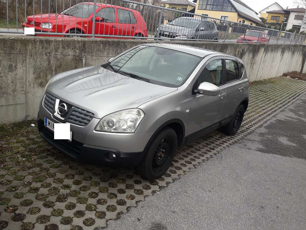 Nissan Qashqai 2,0 dCi acenta 4WD DPF Aut. SUV / Geländewagen