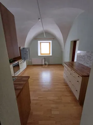 8-Zimmer-Gewerbeimmobilie kaufen in Sankt Veit an der Glan – 250 m², € 148.000 – Bild 4 von 6