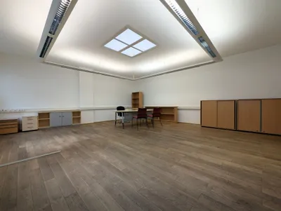 7-Zimmer-Gewerbeimmobilie mieten in Salzburg Stadt – 192 m², € 3.356 – Bild 4 von 7