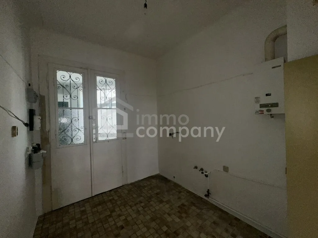 Sanierungsbedürftige Wohnung in 1100 Wien - 63m², massiv gebaut, nur 195.000 EUR! - Ansicht 3