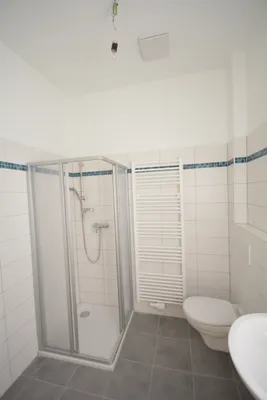 2-Zimmer-Wohnung mieten in Baden – 43 m², € 605 – Bild 4 von 5