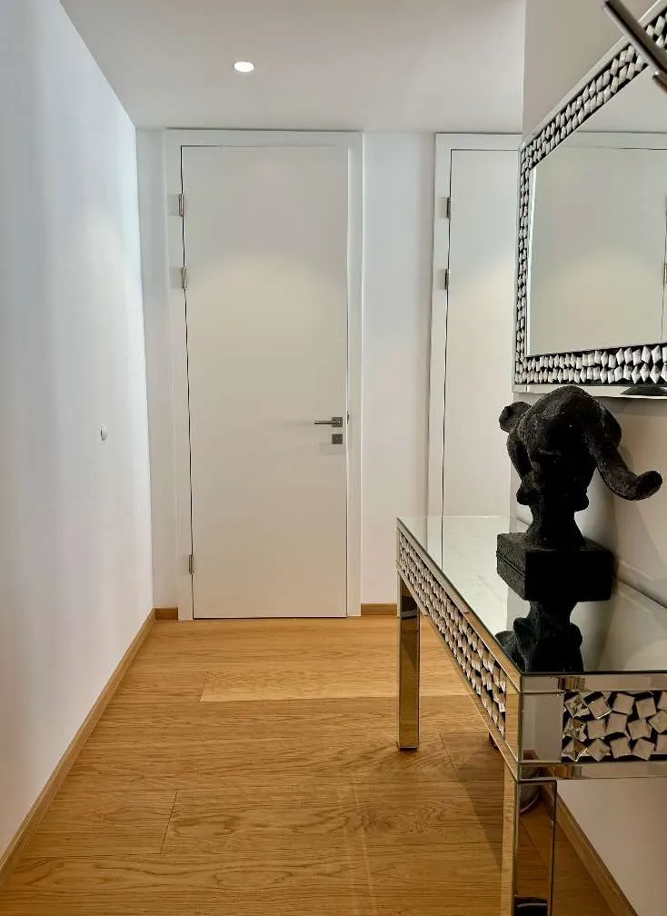 Exklusive 3-Zimmer-Eckwohnung beim Stadtpark im "The Ambassy" - möbliert inkl. Tiefgaragenplatz | Provisionsfrei - Ansicht 2