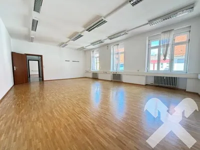 Gewerbeimmobilie mieten in Bruck-Mürzzuschlag – 242 m², € 2.459 – Bild 3 von 6