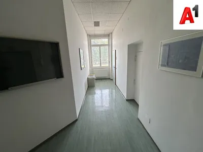 Gewerbeimmobilie mieten in Klagenfurt – 299 m², € 9 – Bild 3 von 8