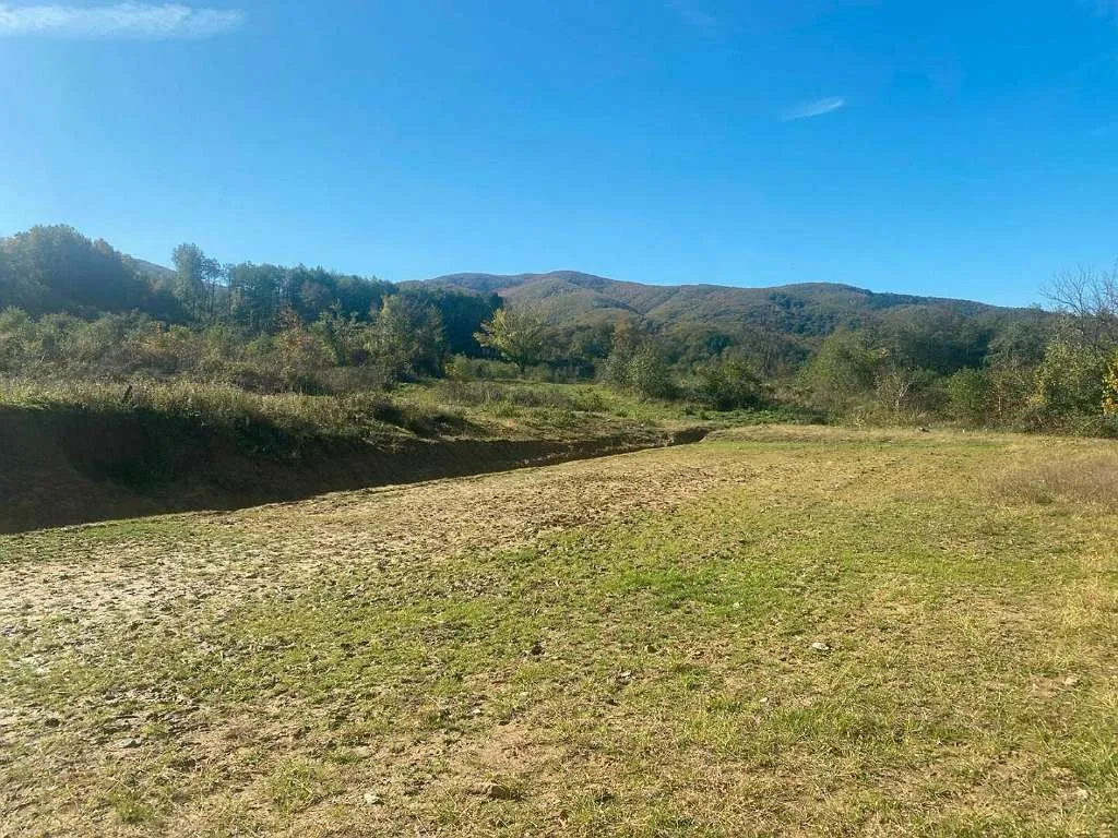 Zentral-Kroatien: Anwesen Im Naturpark in einmaliger Ruhelage mit bestehendem Rohbau - Vista 2