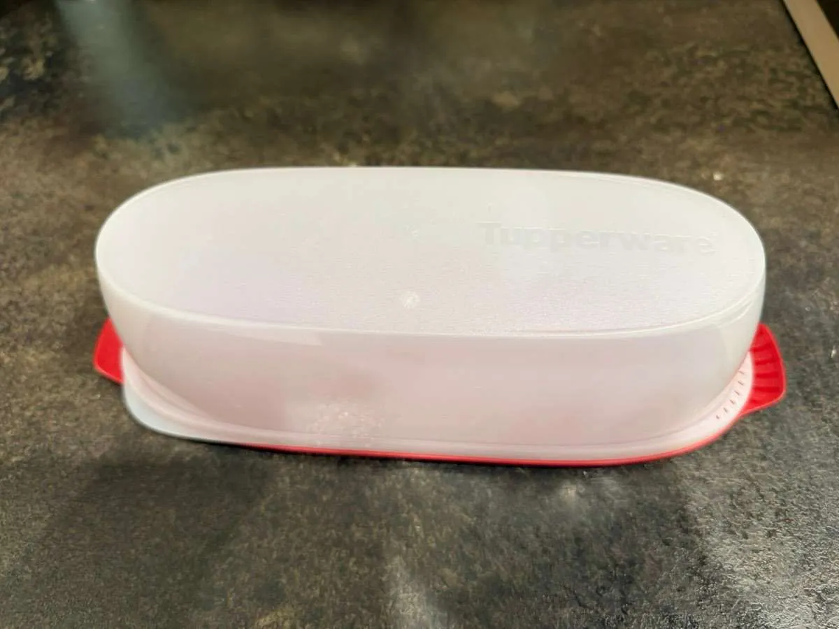 TUPPERWARE Kühlschrank-Wursttheke / Wurstdose, € 7,- (4611 Buchkirchen)