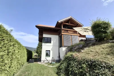 Haus mieten in Vöcklabruck – 181 m², € 2.200 – Bild 2 von 27