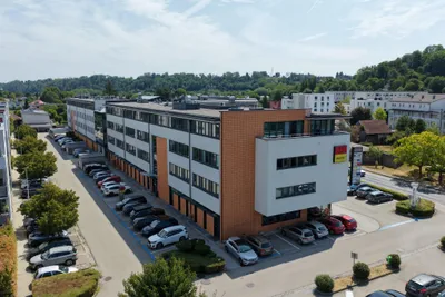 Gewerbeimmobilie kaufen in Wels-Land – 995 m², € 3.696.000 – Bild 2 von 37