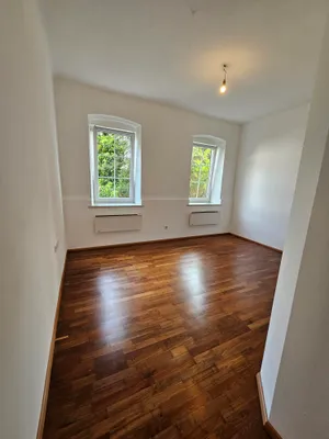 3-Zimmer-Haus mieten in Tulln – 95 m², € 1.076 – Bild 6 von 12