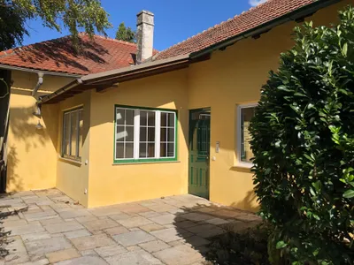 3-Zimmer-Haus mieten in Tulln – 95 m², € 1.076 – Bild 1 von 12