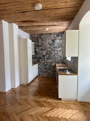 3-Zimmer-Haus mieten in Horn – 90 m², € 1.590 – Bild 2 von 6
