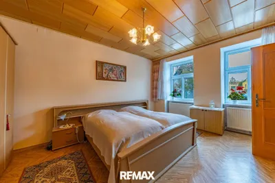 7-Zimmer-Haus kaufen in Hollabrunn – 243 m², € 399.000 – Bild 3 von 21