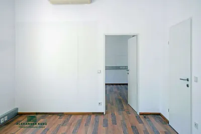 3-Zimmer-Gewerbeimmobilie mieten in Salzburg Stadt – 74 m², € 1.244 – Bild 3 von 7