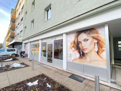 Gewerbeimmobilie mieten in Linz – 237 m², € 1.950
