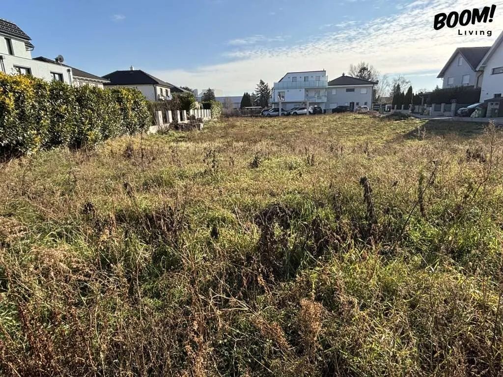 Zum Verkauf steht ein attraktives Grundstück in bester Lage von Groß-Enzersdorf. Mit einer Gesamtfläche von ca. 373 m². – pohled 2