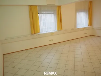 6-Zimmer-Gewerbeimmobilie mieten in Wien – 150 m², € 2.140 – Bild 2 von 13