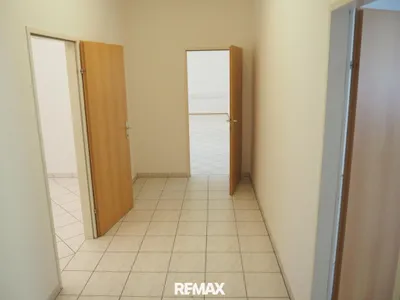 6-Zimmer-Gewerbeimmobilie mieten in Wien – 150 m², € 2.140 – Bild 8 von 13