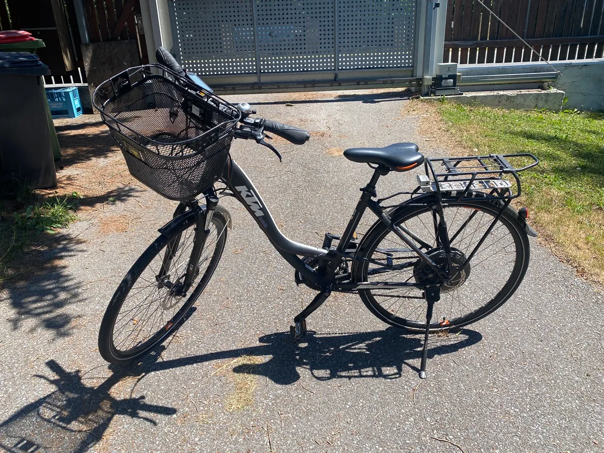 fahrradhelm amazon damen Shinmax Herren Erwachsene Cityhelm Urban Radhelm mit Visier Stylischer Fahrradhelm für Frauen Pendeln City Roller Leichtgewicht Einstellbare Rennrad Helm 57-62 cm Sport & Freizeit Farbauswahl:Petrol Solid hellblau Gebrauchte Damenfahrräder kaufen in