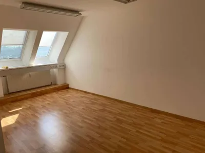 6-Zimmer-Gewerbeimmobilie mieten in Linz – 115 m², € 1.841 – Bild 4 von 7