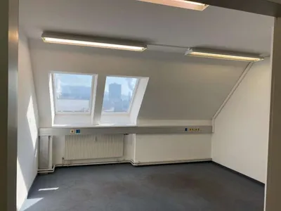 6-Zimmer-Gewerbeimmobilie mieten in Linz – 115 m², € 1.841 – Bild 3 von 7