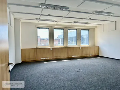 9-Zimmer-Gewerbeimmobilie mieten in Wien – 398 m², € 7.904 – Bild 9 von 18