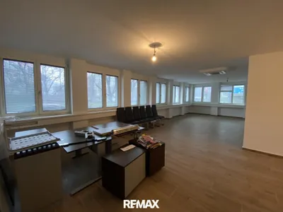 Gewerbeimmobilie kaufen in Wien – 250 m², € 920.000 – Bild 2 von 13