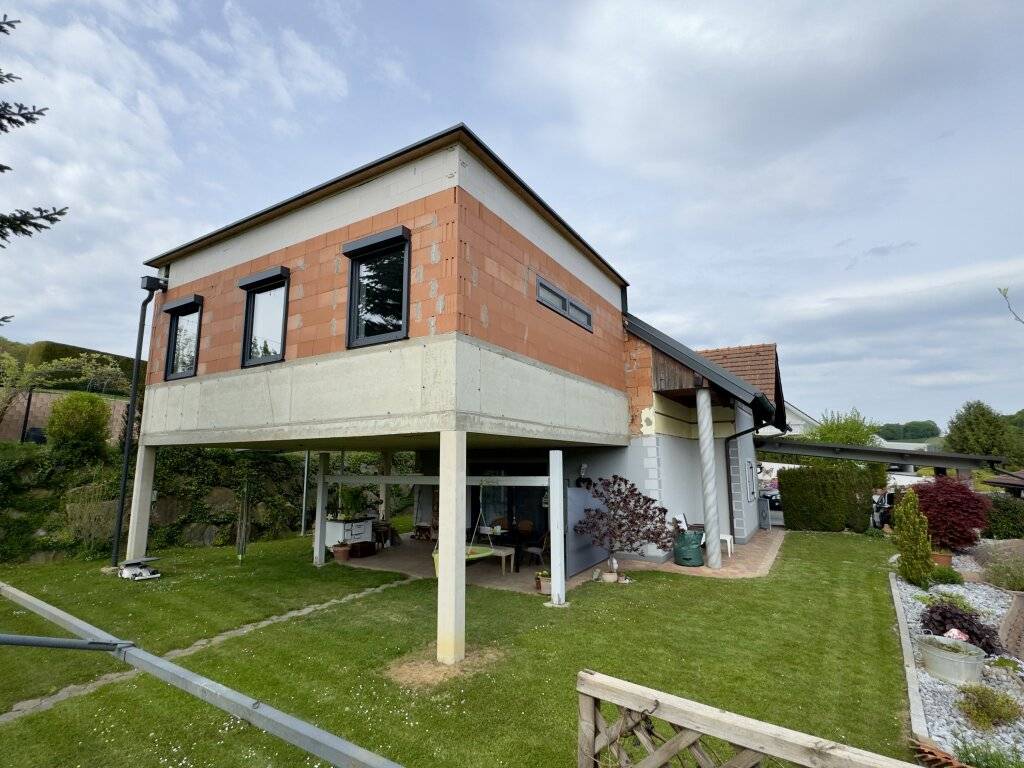 Geräumiges Wohnhaus mit Wohlfühlfaktor ...! Moderner Zubau und herrlicher Garten ...!, Oberweißenbach