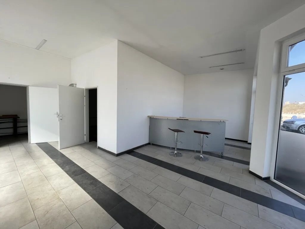 PROVISIONSFREI!!! Sehr schöne, sonnige Halle, Lager, Werkstatt mitten in Areal200 in Sollenau SR3 - Ansicht 3