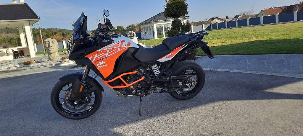 KTM 1290 Super Adventure S Tourer