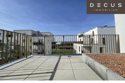 / DACHGESCHOSSWOHNUNG / TERRASSE / LAAER-WALD / 2-ZIMMER / ZWEITBEZUG / VERFÜGBAR AB 1.07.2026